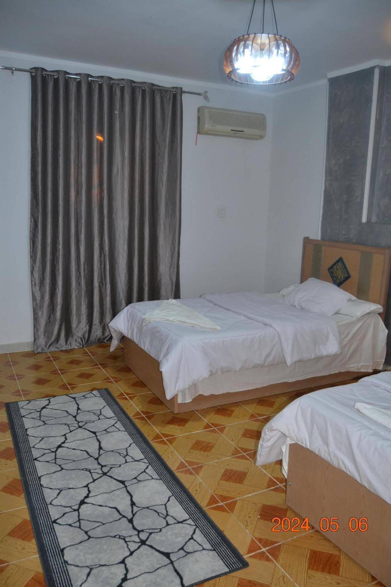 Golden Pyramids Apartment Cairo